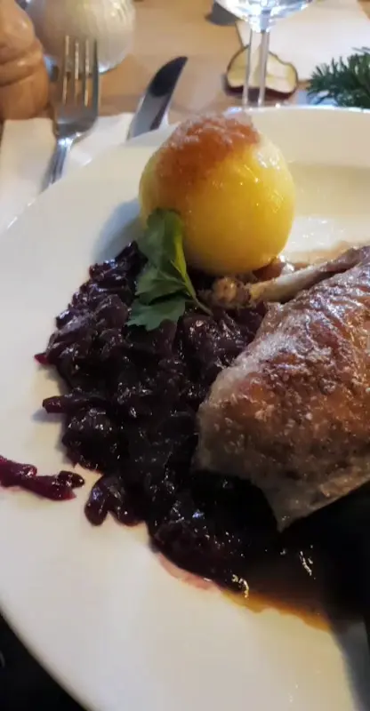 Alter Krug Dahlem_Berlin_slider_image_2