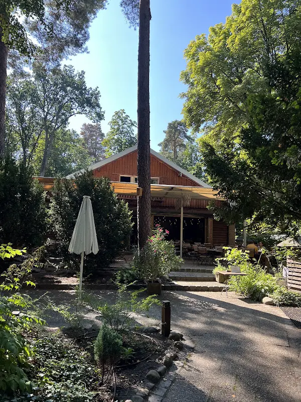 StewartGerard_Châlet Suisse_Berlin_recensione