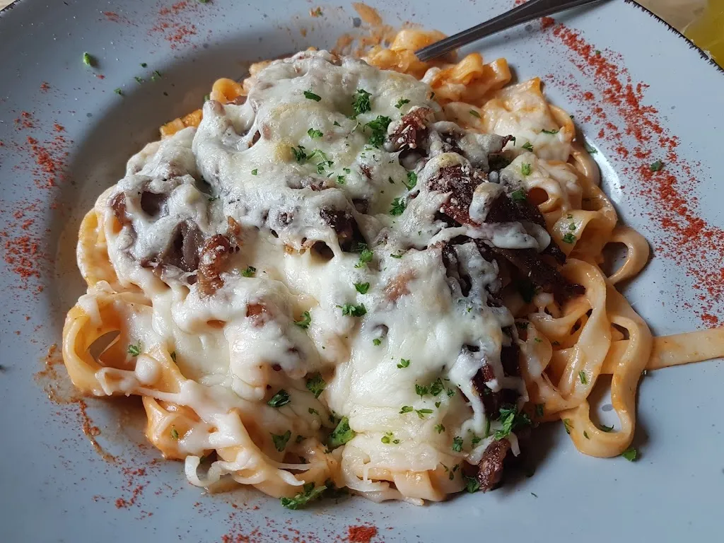 Hel Ko_Taverne Kreta_Berlin_recensione