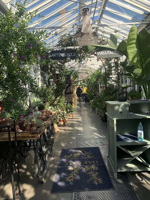 Nick Phoenix_Das Café in der Gartenakademie_Berlin_review