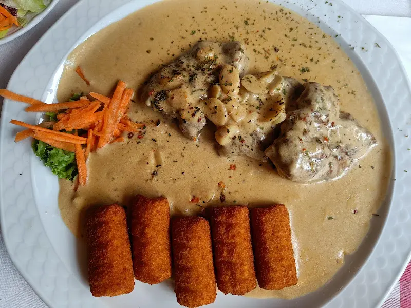 Omar Mahmoud Abou Ajoue_Steakeria Satt und Selig_Berlin_review