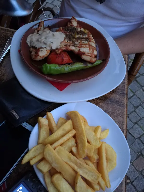 Abdel Rahim Hajjar_Steakeria Satt und Selig_Berlin_review