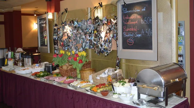 Charlotte_Berlin_slider_image_1