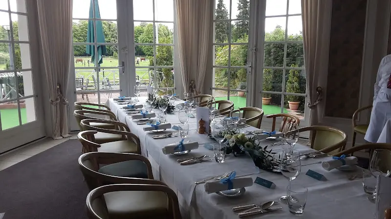 Landhaus am Poloplatz_Berlin_slider_image_1