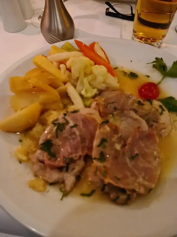 Pantalone_Berlin_slider_image_3