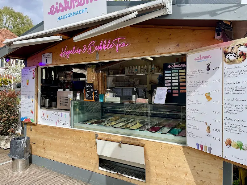 Verena Aibel_Emma & Paul's Biergarten / Eiskrem Hausgemacht_Berlin_review