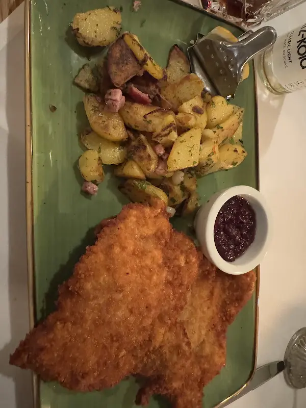 Orkhan Mammad_Restaurant Cafe Liebig_Berlin_Bewertung