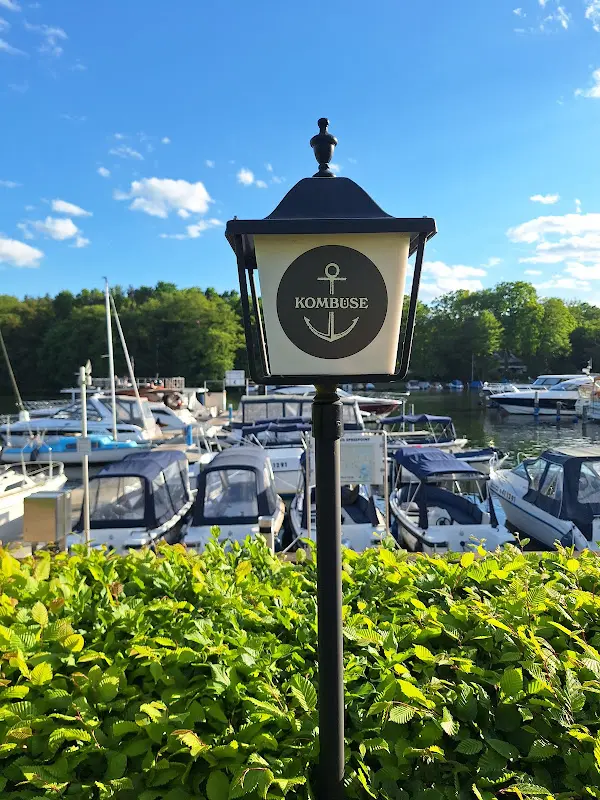 Ingo Espunkt_Kombüse Berlin_Berlin_review