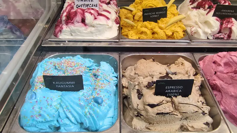 Al Teatro_Berlin_slider_image_2