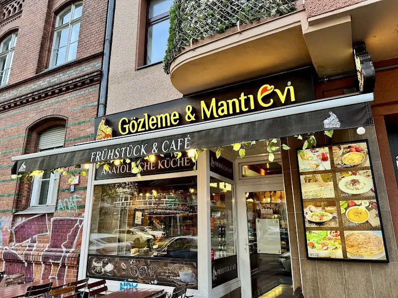 Yöre Gözleme ve Mantı Evi ristorante a Berlin