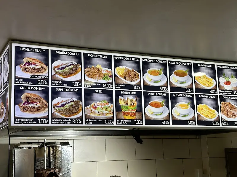 Menu_Ugur Imbiss_Berlin_immagine_4