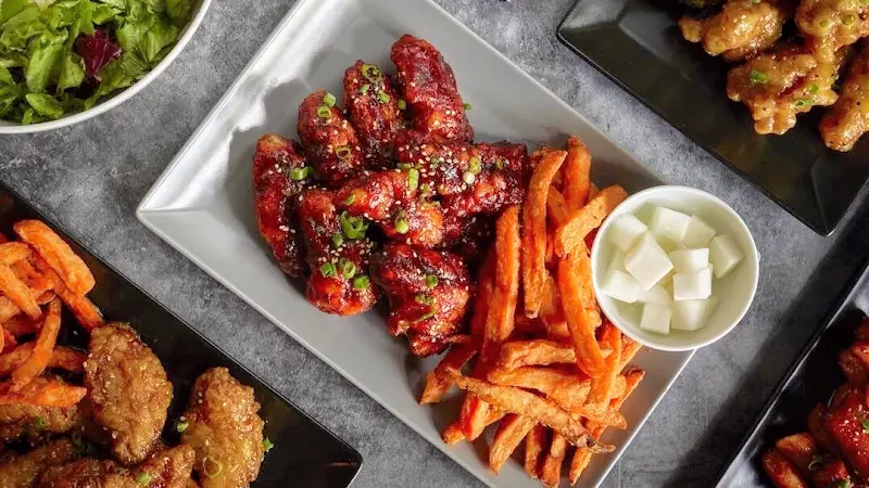 Gangnam - Korean Chicken Restaurant_Berlin_slider_image_3