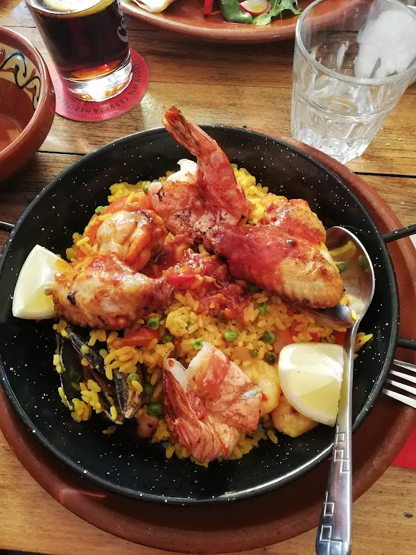 Frau S_Die Ecke_Berlin_review