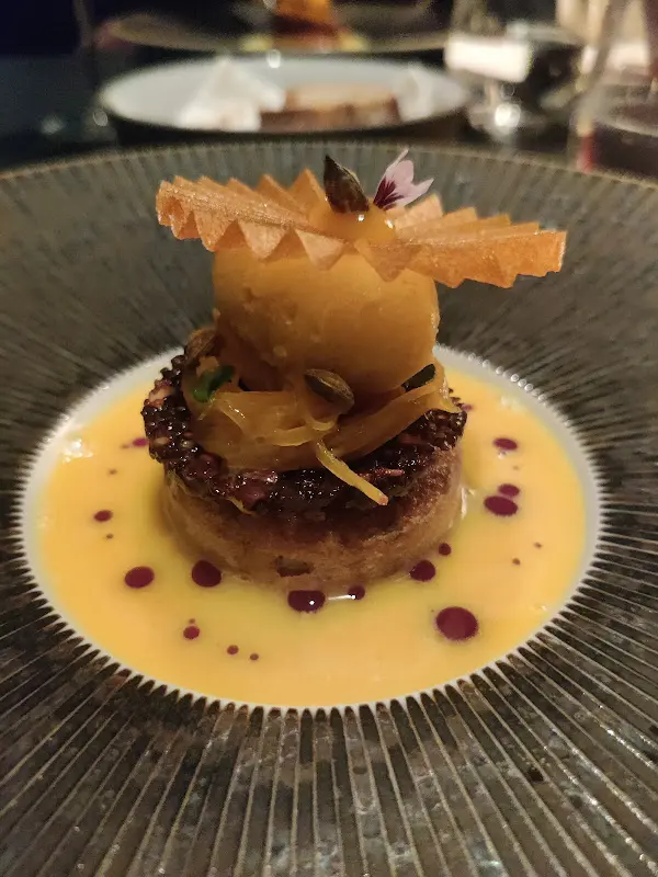 Elaine Dettmann_Hugos_Berlin_review