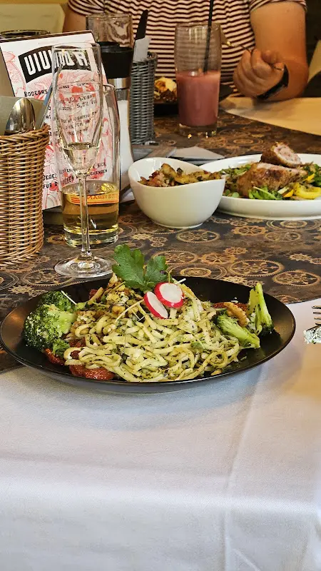 Antonia Frenz_Restaurant Nante Kaulsdorf_Berlin_review