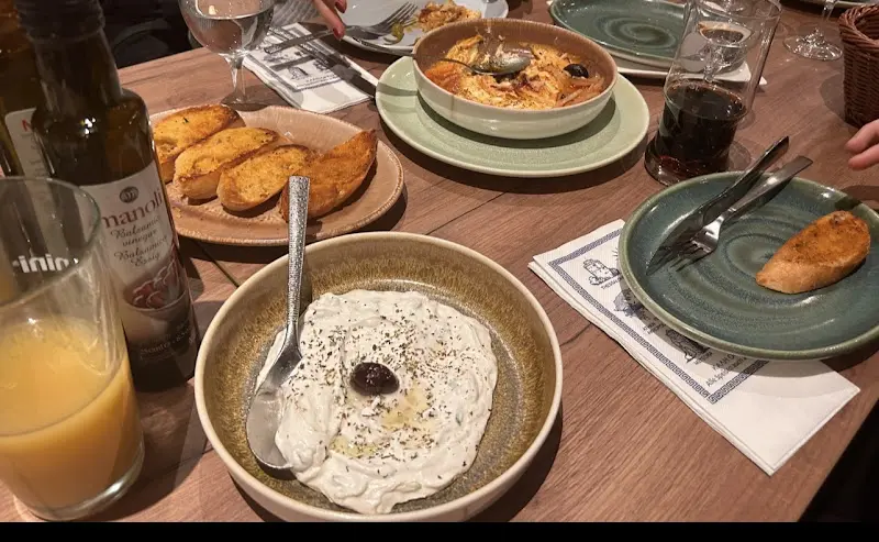 Restaurant Syrtaki_Berlin_slider_image_3