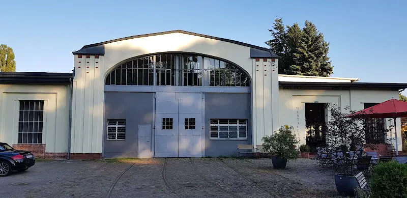 Gary Pearce_Straßenbahndepot Heiligensee_Berlin_recensione