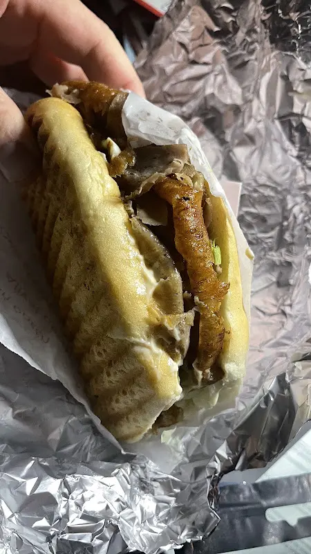 Axel Krüger_Döner am See_Berlin_review