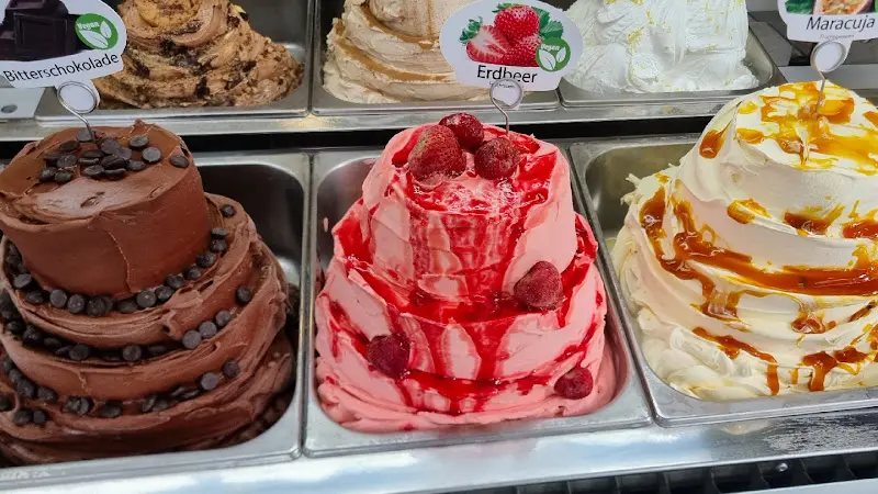 Ital. Eis Faldon Hermsdorf_Berlin_slider_image_2