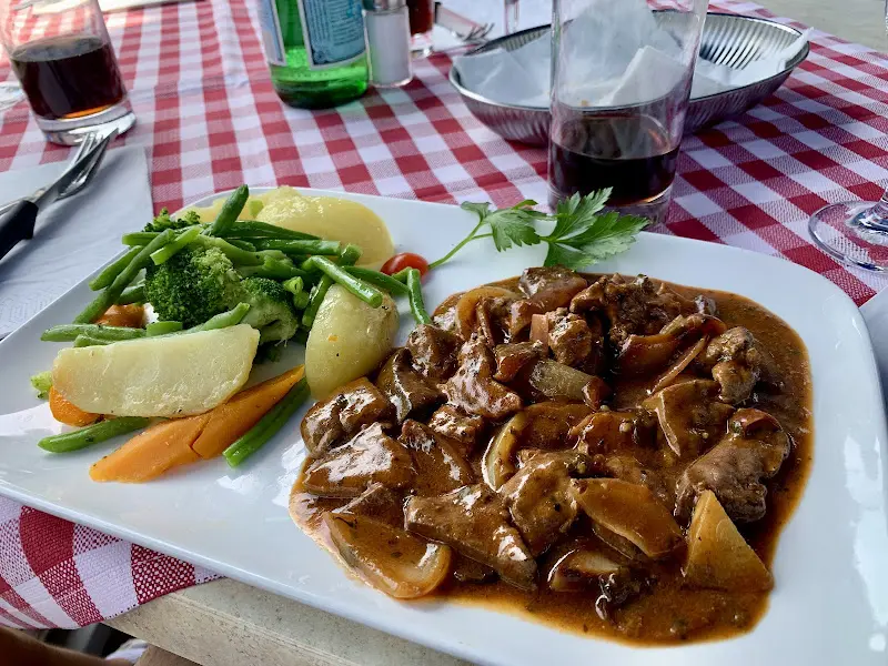 Al Castagno_Berlin_slider_image_2