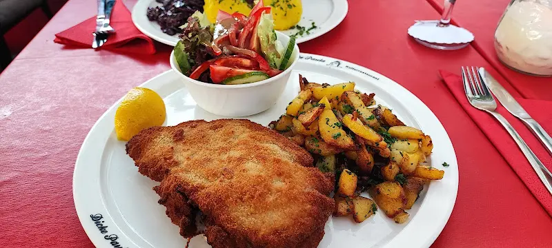 Dicke Paula_Berlin_slider_image_3