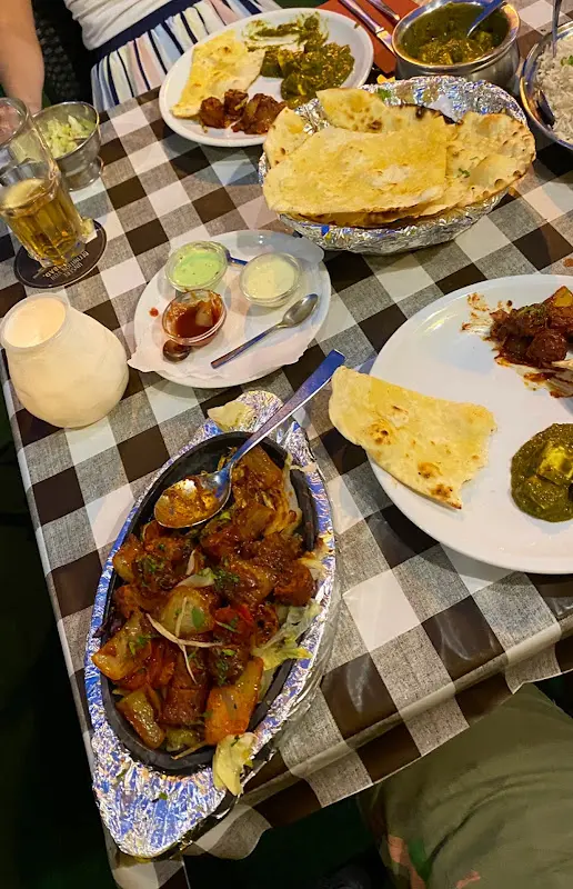 Anton Vänskä_Maharani Indisches Restaurant and Cocktail-Bar Berlin_Berlin_avis