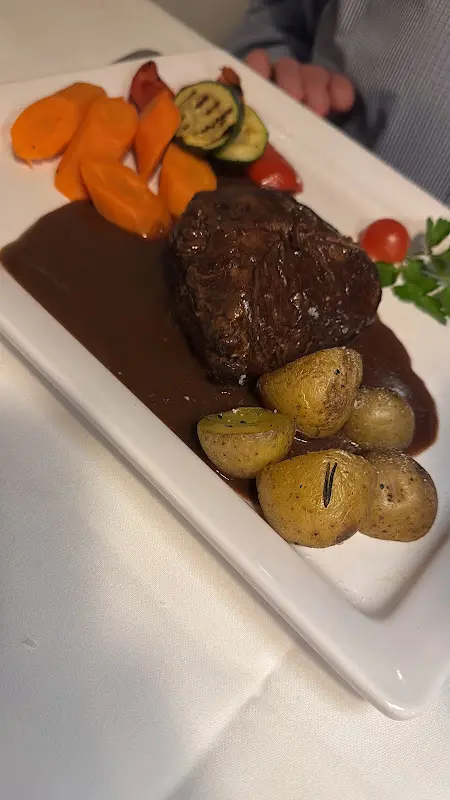 Tim Werner_Casa Vera_Berlin_review