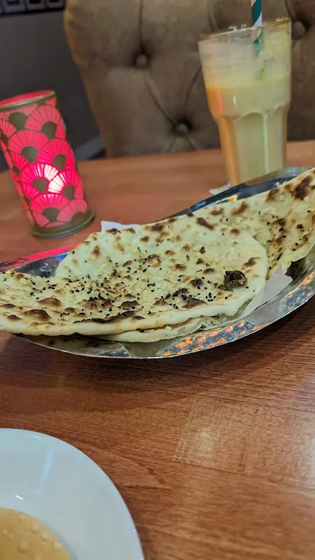 Abrégée des merveilles des Cieux_Teja Lichtenberg_Berlin_review