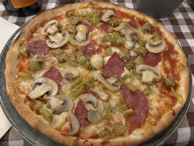 La Montanara_Berlin_slider_image_3