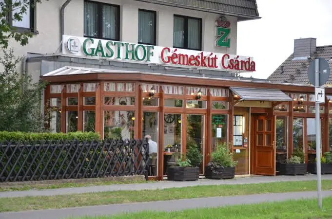 Hotel und Gasthof Zum Ziehbrunnen restaurant in Berlin
