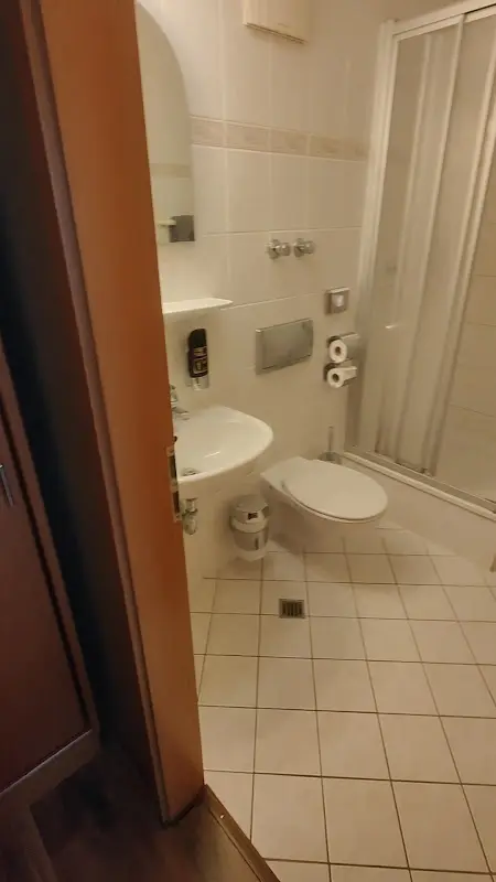 Hotel und Gasthof Zum Ziehbrunnen_Berlin_slider_image_2