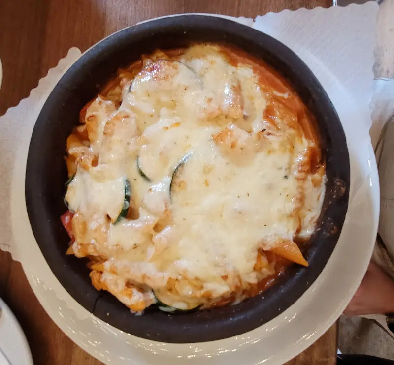 Łukasz Sznura_Mustang Restaurant, Cafe & Cocktailbar | Italienische Spezialitäten & Steakhaus_Berlin_review