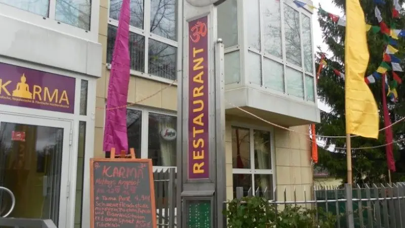 Karma Restaurant_Berlin_slider_image_1
