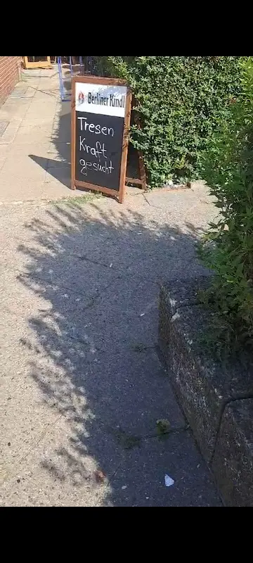 Catwoman Berlin_Zum Sargnagel_Berlin_review