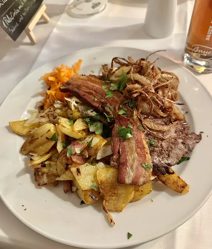 Sven Barleben_Adrijana Grill_Berlin_recensione