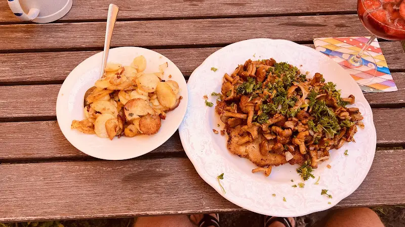 Zur Tränke_Berlin_slider_image_3