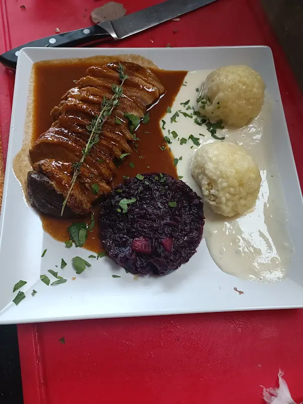 Life with Mubashir_Pizzeria La Luna_Berlin_recensione