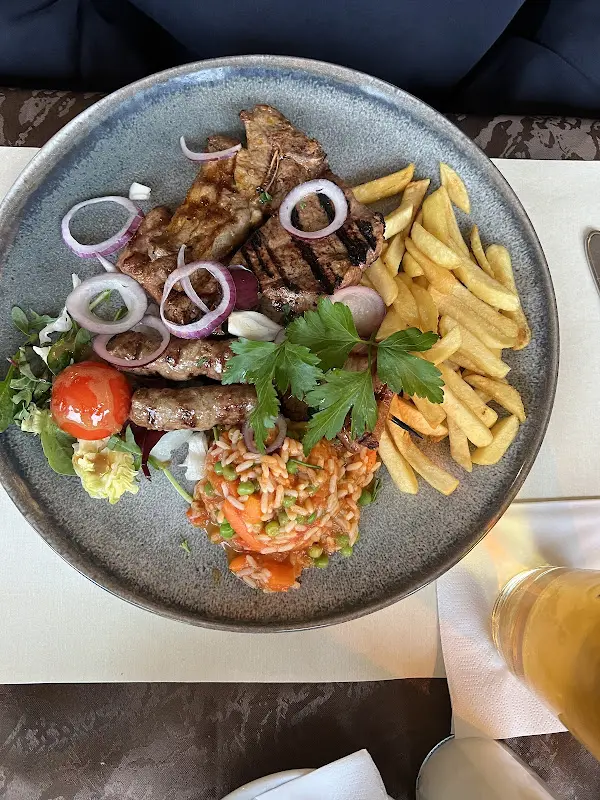 Elena Shtukar_Restaurant Macedonia_Berlin_review