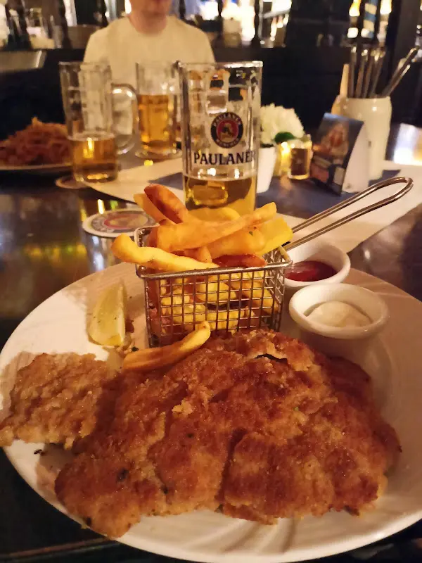 Christ K._Paulaner_Berlin_review