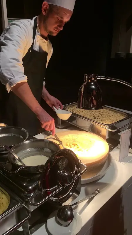 Restaurant Grill_Berlin_slider_image_2