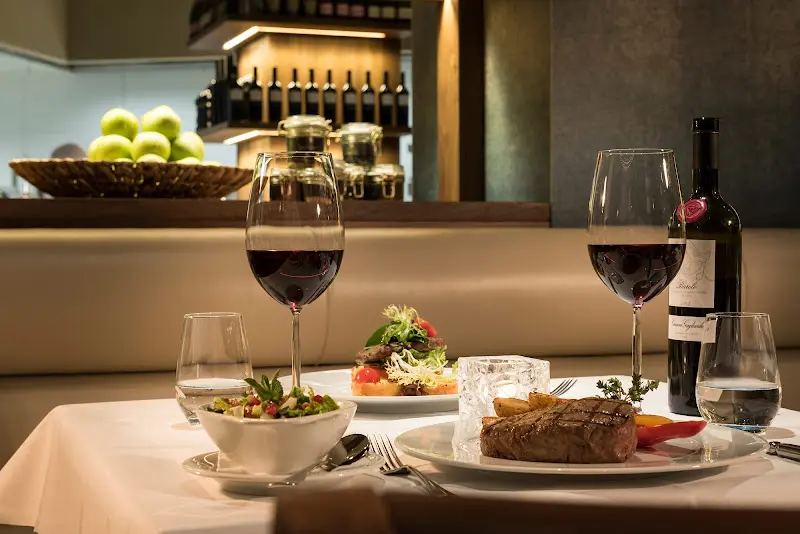 Restaurant Grill_Berlin_slider_image_3