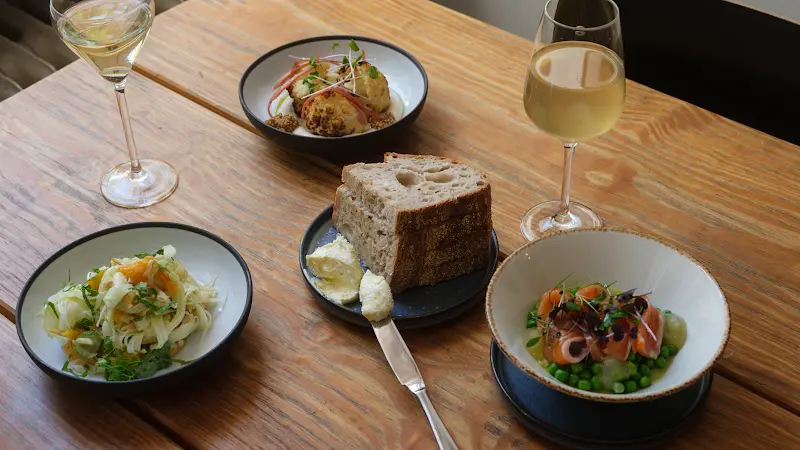 Sorrel_Berlin_slider_image_3