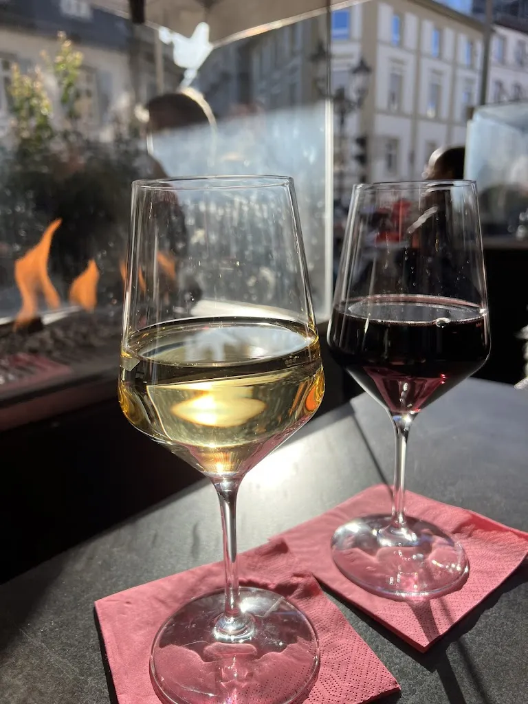 Ninette_Einhorn | Café • Restaurant • Weinbar_Baden-Baden_review