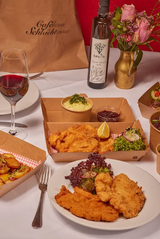 Café Schlacht_Berlin_slider_image_2