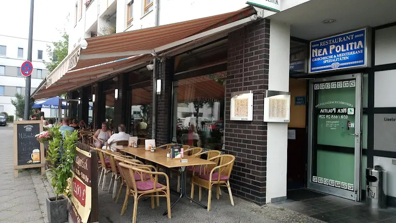 Nea Politia_Berlin_slider_image_1