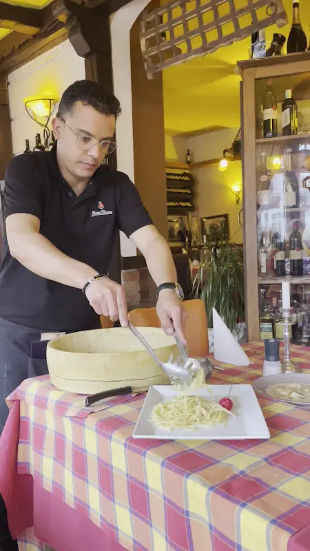 Villa Toscana – Ristorante Pizzeria_Berlin_slider_image_2