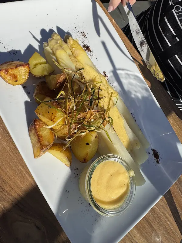 Nancy Engel_Die Seelodge-Berlin_Berlin_review