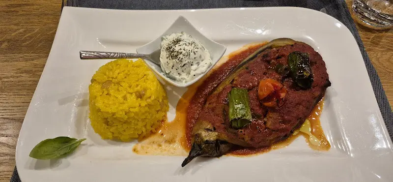 Birgit Weidisch_Morgenland_Berlin_review