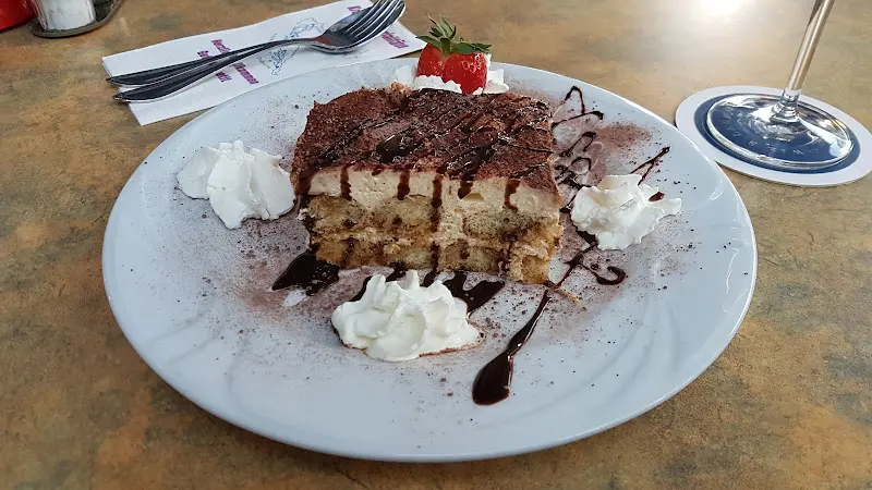 Konoba_Berlin_slider_image_3