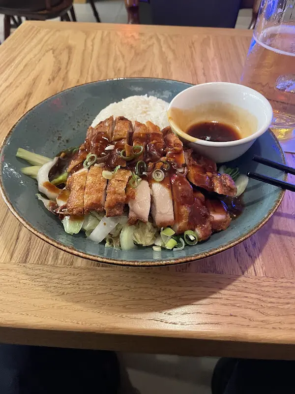 Louis Von Bauer_GOOD AROMA_Berlin_review